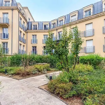 Milly Apartment Next To Disneyland Bmyguest Chessy  Exterior photo